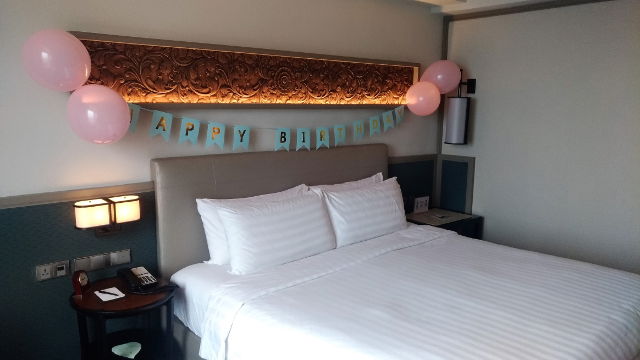 Shangri-La Surabaya Room