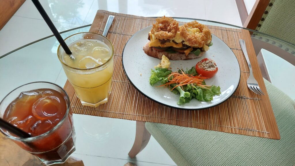 Maca Villas & Spa - In-Room Breakfast