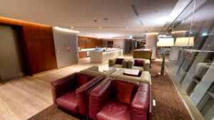 Etihad Business Class Lounge - East Study