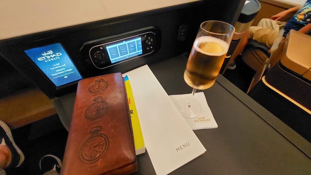 Etihad Business Studio - Pre-Departure Beverage