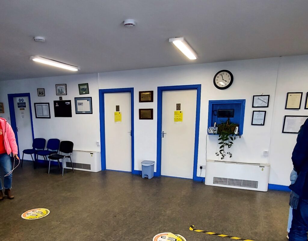 Aer Arann Islands - Inis Mor Airport