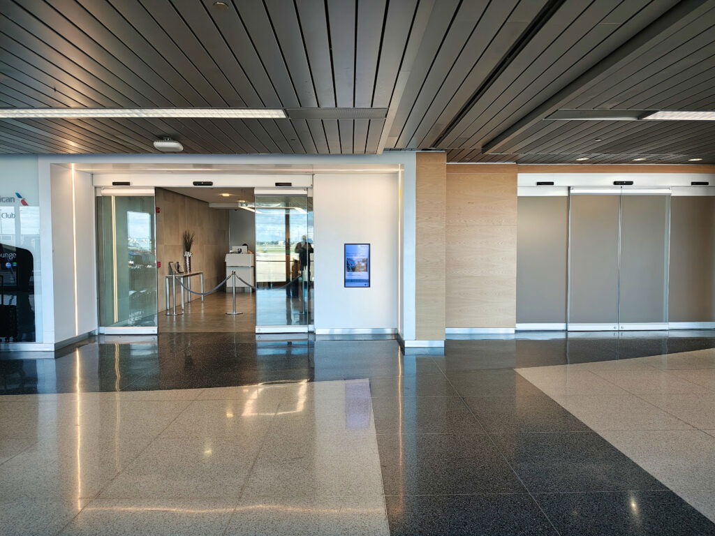 American Airlines Flagship Lounge - Entrance
