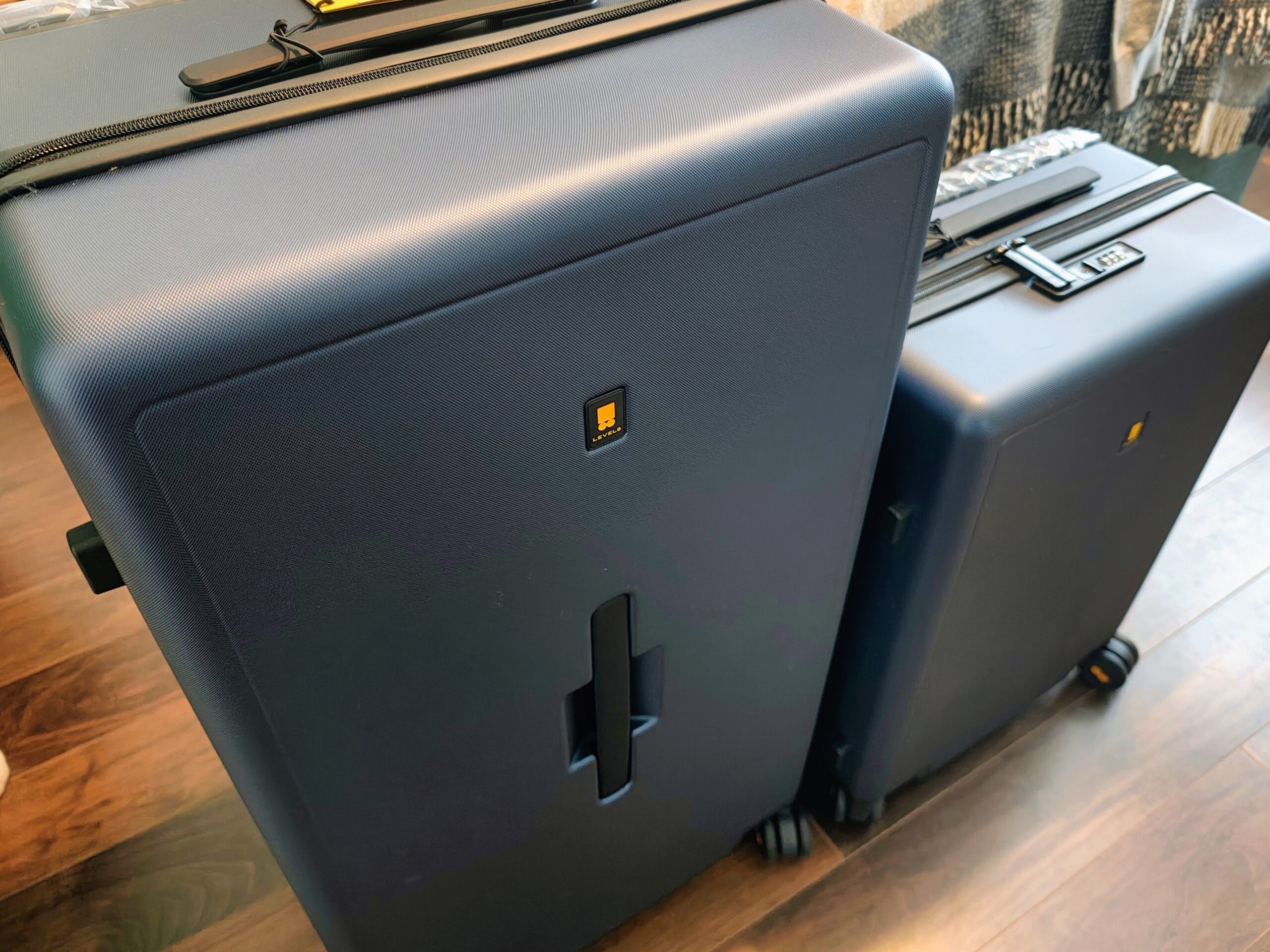 LEVEL8 Voyageur Luggage