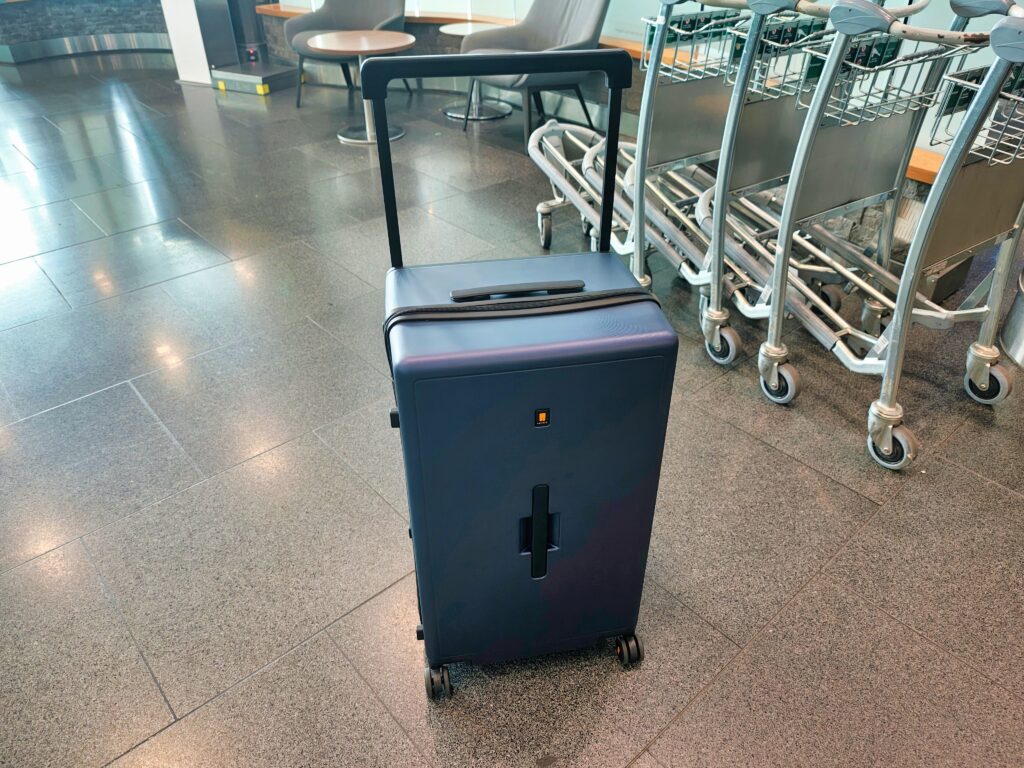 LEVEL8 Luggage in Dublin Airport